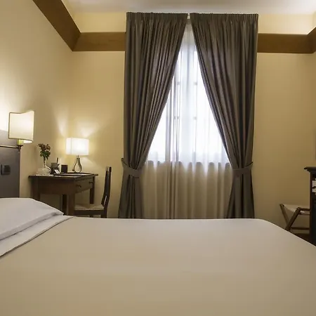 Otel I Grifi