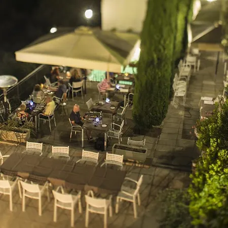 Otel I Grifi