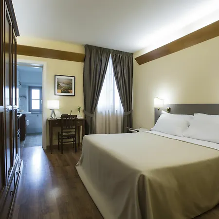 I Grifi Otel 3*